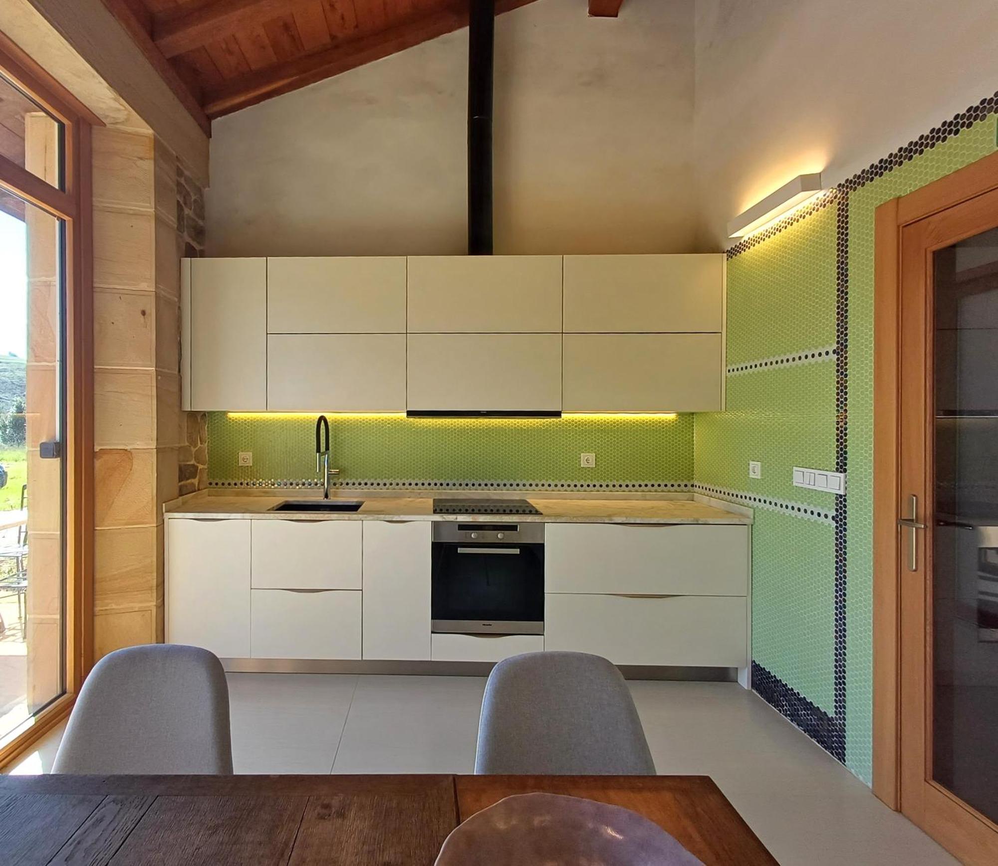 Amplio Apartamento Con Jardin En Villa Haritza Con Vistas Al Mar Ea Luaran gambar
